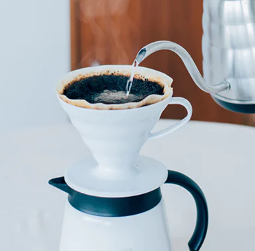 Hario V60-02 Plastic Dripper - White